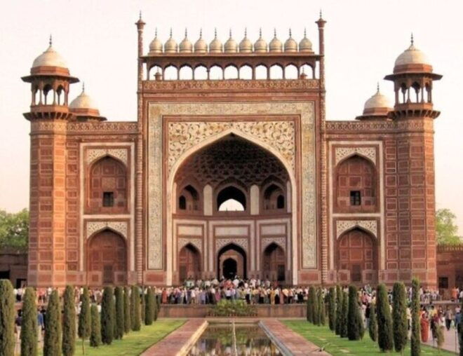 Agra: Taj Mahal Guided Tour With Skip-The-Line Entry Tickets - Highlights of the UNESCO Heritage Site