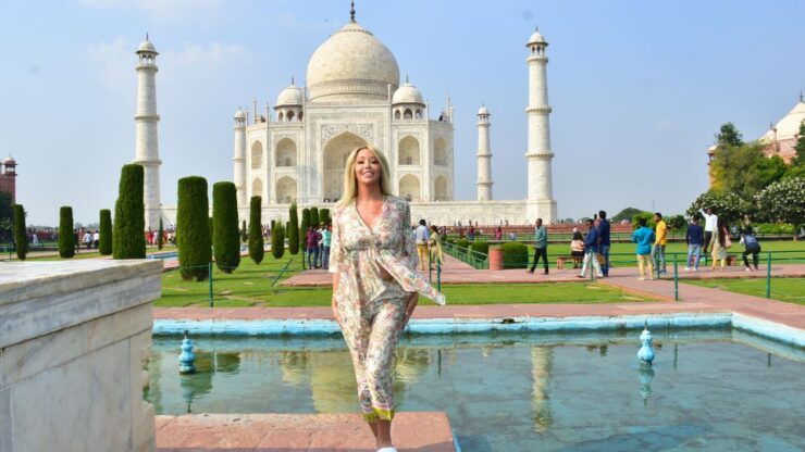 Agra: Taj Mahal Guided Tour With Skip the Line - Booking and Duration