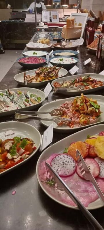 Agra: Taj Mahal Guided Tour with Street Food Tour - FAQs