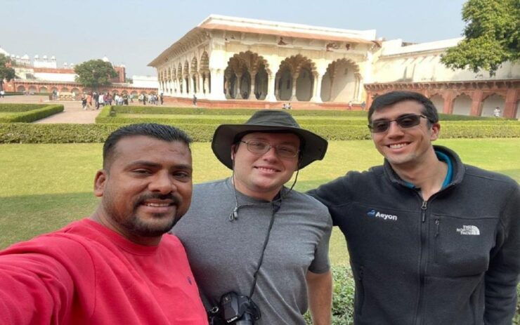 Agra: Taj Mahal Local Day Tour With Expert Tourist Guide - Itinerary