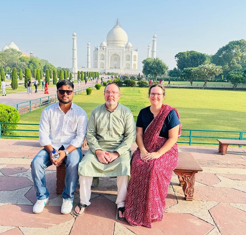 Agra Taj Mahal & Taj View Restaurant Full-Day All-Inclusive Tour - Lunch at a hotel, not just a quick snack