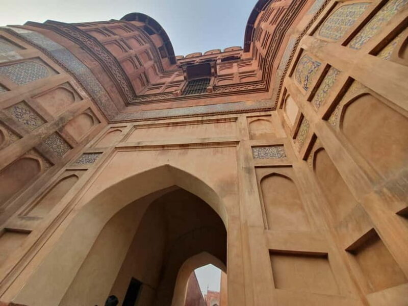 Agra: Taj Mahal Vip tickets with Professional Photographer - Transport and Convenience