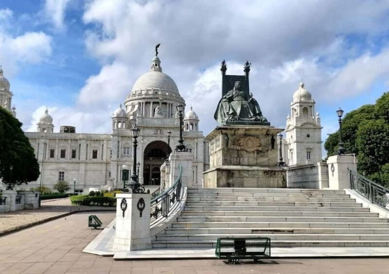 Agra: Taj Mahal Walking Tour with Street Food Tour - Good To Know