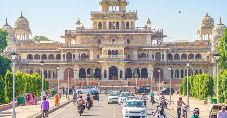 Agra to Jaipur Cab via Fatehpur Sikri & Abhaneri Stepwell - Full Description and Itinerary