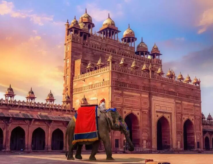 Agra to Jaipur Cab via Fatehpur Sikri & Abhaneri Stepwell - Activity Details and Highlights