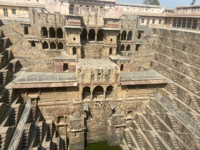Agra to Jaipur With Guided Fatehpur Sikri & Abhaneri Tour - Price & Duration