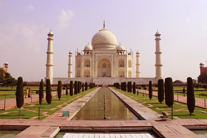 Agra Trip From Delhi by Car With Walking Tour in Old Spice Market - Tour Itinerary Highlights