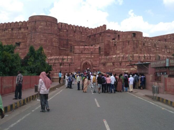 Agra Trip From Delhi by Express Train With All Inclusions - Return Journey and Dinner on the Train