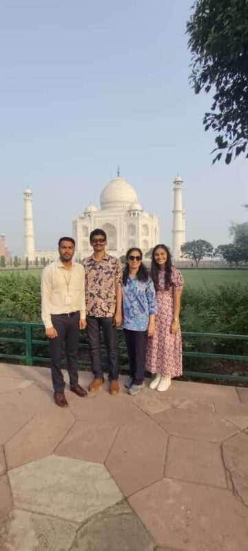 Agras Taj Mahal Sightseeing Tour Guide - Good To Know