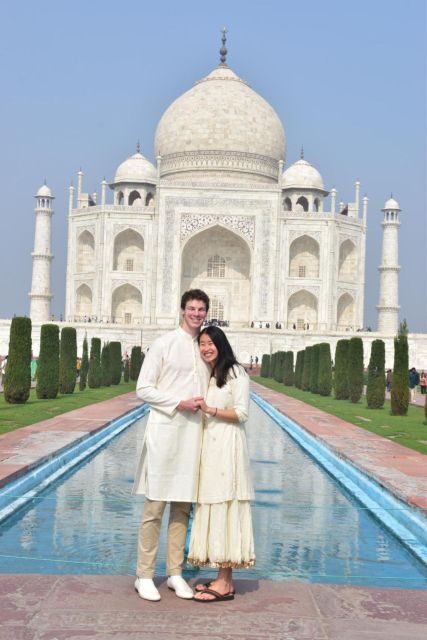 Agra:Taj Mahal Skip-The-Line Guided Tour with Breakfast - FAQs