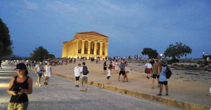 Agrigento: Skip-the-Line Valley of the Temples Night Tour - Experience Highlights
