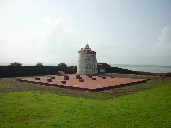 Aguada Hill Cycling Tour From Nerul - Tour Highlights