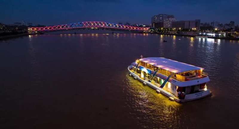 Ahmedabad: Akshar Riverfront Cruise with Meal & Music - Good To Know