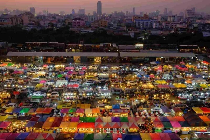 Ahmedabad: Night Tour with Food Tasting and Market Walk - Good To Know