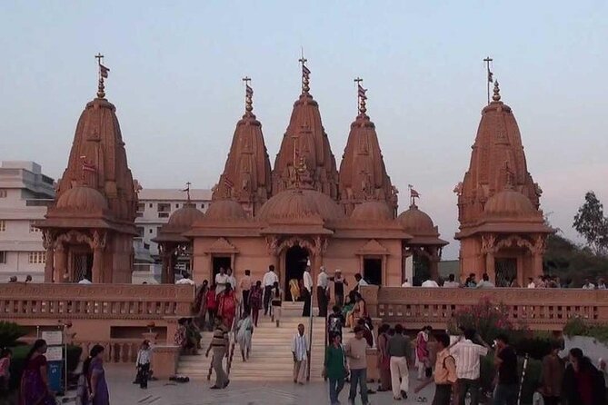 Ahmedabad Private City Tour Including Local Night Market - Night Market Experience