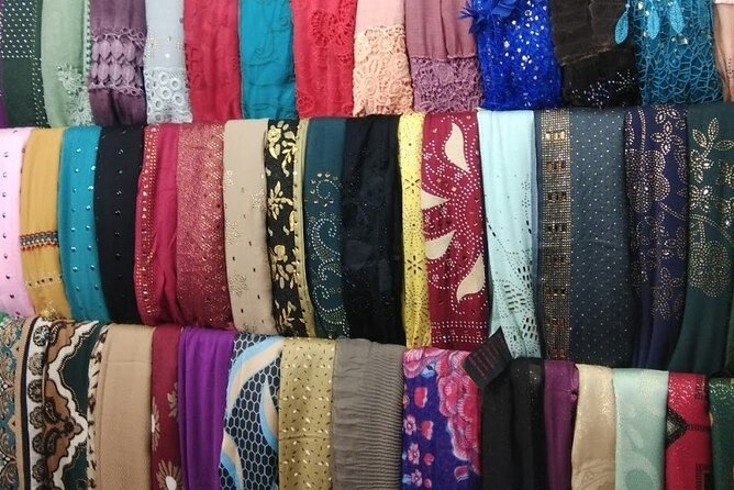 Ahmedabads Colorful Manek Chowk Bazaar - Cultural Experiences and Festivities