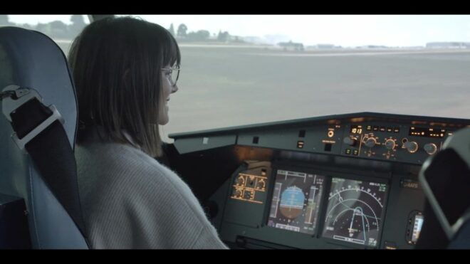Airbus A320 Flightsimulator 60 Minutes Flying Experience - Experienced Team