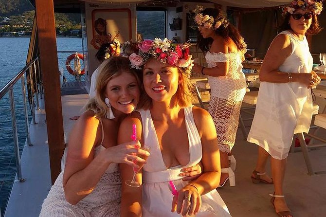Airlie Beach Sunset Cruise - Cruise Details