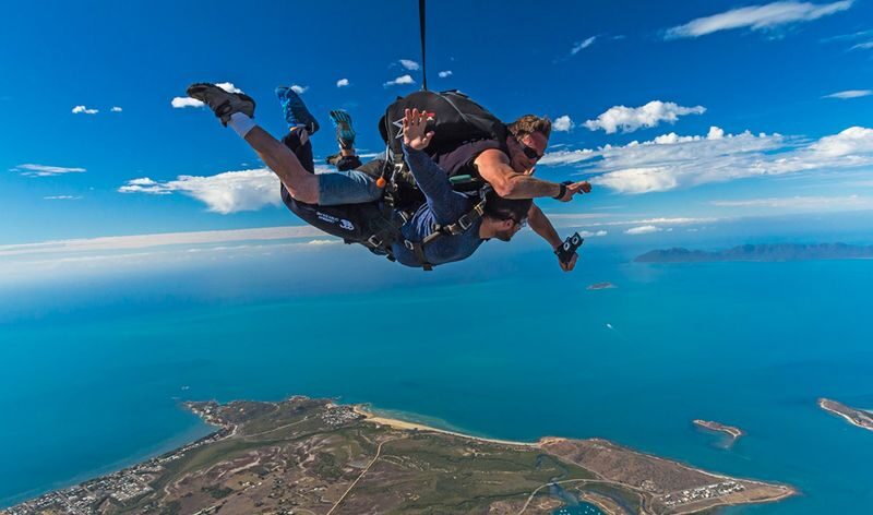 Airlie Beach Tandem Skydive Beach Landing Experience - Key points before you book