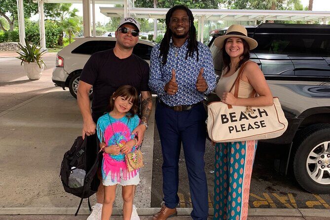 Airport-Atlantis Paradise Island Private Roundtrip Transportation - The Booking Experience & Customer Service