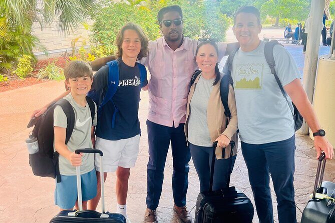 Airport-Atlantis Paradise Island Private Roundtrip Transportation - Who Is This Transfer Best For?