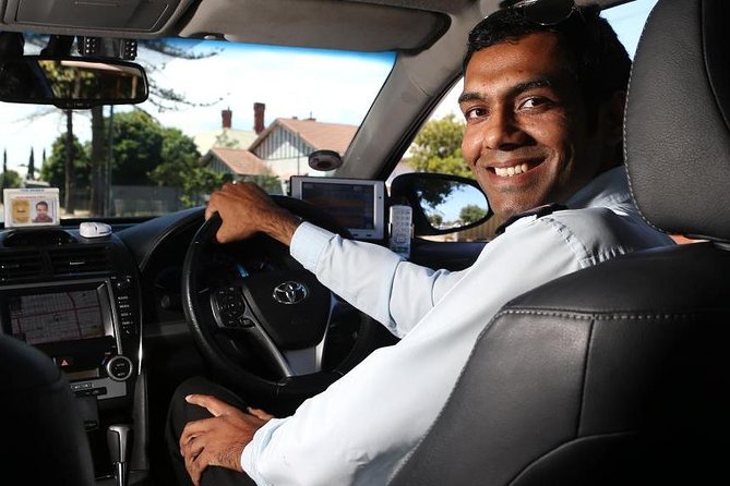 AirPort CMB to Colombo Private Taxi 247 Lowest Price Mini Bus, Car, Van - Traveler Photos