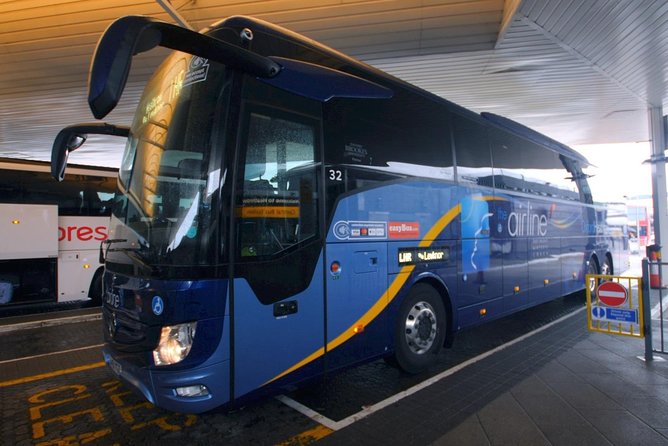 Airport Coach Service From Oxford to Gatwick - Amenities and Convenience