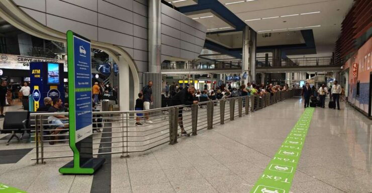 Airport Francisco Sá Carneiro: Private Transfer to Porto - Service Details