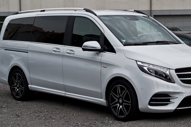 Airport Marrakech Transfer One Way - Meeting and Pickup