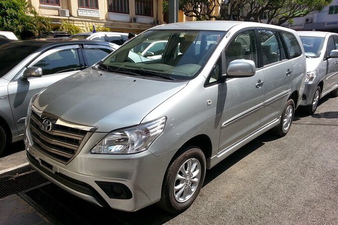 Airport Pick up (From Da Nang Airport to Hotel in Hoi An) 7 Seat Car - Lowest Price Guarantee