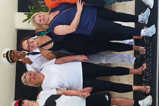 Airport port silver taxi transfer private to pop center - Authentic Experiences: Insights from Reviews