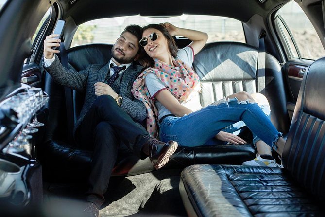 Airport Private Arrival Ride to NY Hotels by Stretch Limousine, Sedan or Minibus - What to Expect