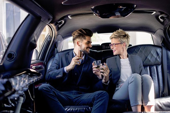 Airport Private Arrival Ride to NY Hotels by Stretch Limousine, Sedan or Minibus - The Sum Up