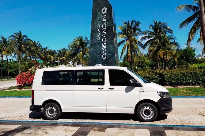 Airport Shuttle to Cancun and Hotel Zone - The Bonus: Free Tour Included