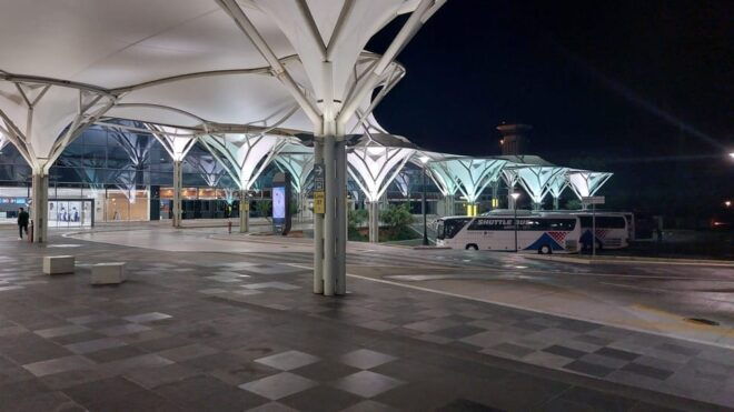 ***Airport Split to Split Private Transfer Door to Door*** - Vehicle Options