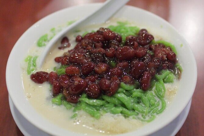 Airport to City and Food Private Tour for Layover and Transit - Authentic Insights from Reviewers