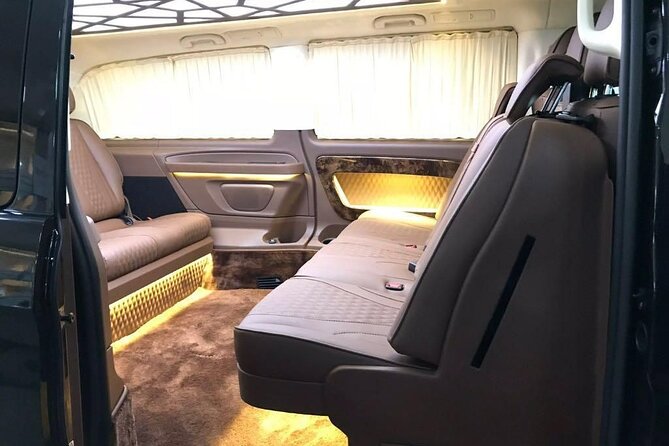 Airport to Hotel---Hotel to Airport Transfer With Mercedes Vito - Convenient Features of the Mercedes Vito for Hotel to Airport Transfers