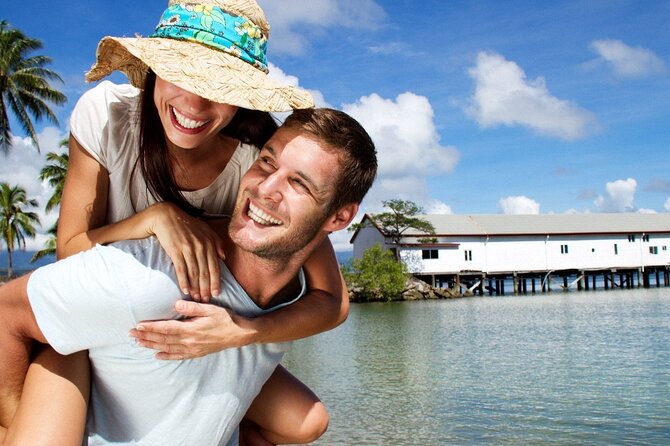 AIRPORT TRANSFER Between Cairns AIRPORT and Port Douglas (Oneway) - Additional Fees and Surcharges