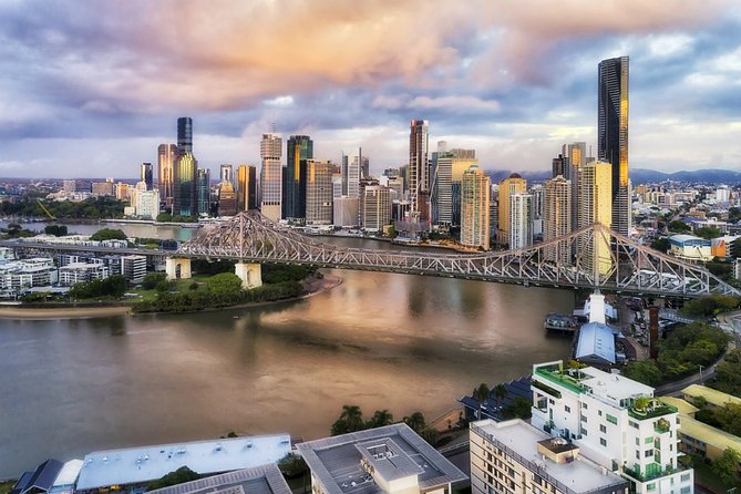Airport Transfer: Brisbane to Brisbane Airport BNE in Luxury Car - The Sum Up