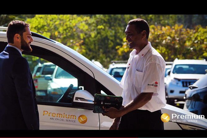 Airport transfer from Tontouta to Nouméa by Premium Sedan - A Detailed Look at the Premium Airport Transfer Experience