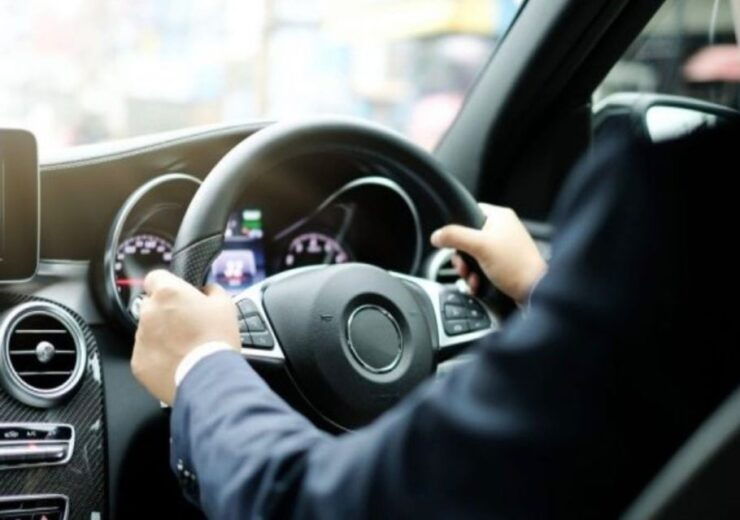 Airport Transfer: London Gatwick Airport to Central London - Luxury Vehicles and Professional Drivers