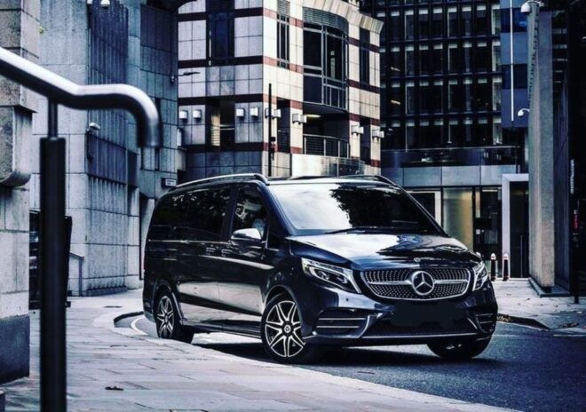 Airport Transfer: London Gatwick Airport to Central London - Hassle-Free Airport Pickup and Drop-Off