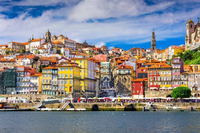 Airport Transfer: Porto Airport OPO to Porto in Luxury Van - The Sum Up