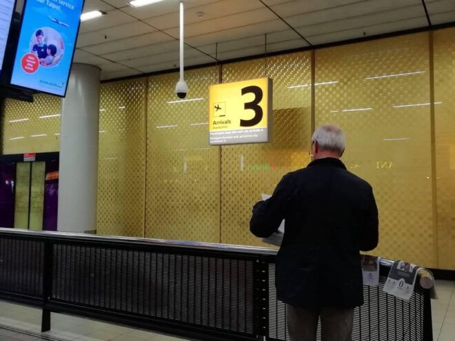 Airport Transfer [Schiphol Airport - Hotel in Amsterdam] - Communication and Support