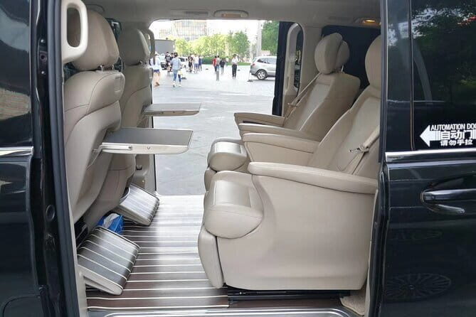 [Airport Transfer] Shanghai Pudong Airport / Hongqiao Airport  Shanghai City Transfer  High reputation for service! - Authentic Experiences from Reviewers