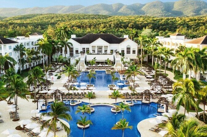 Airport transfer to and from Hyatt montego Bay - What to Expect from the Airport Transfer Service