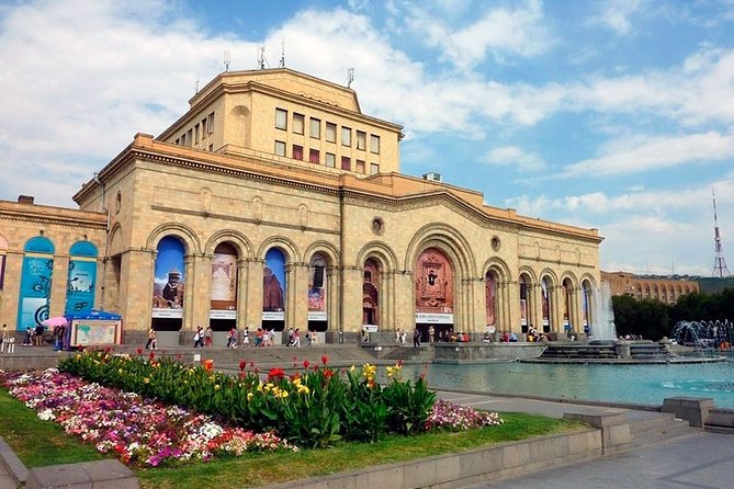 Airport Transfer: Yerevan Airport EVN to Yerevan by Luxury Van - Pickup Information