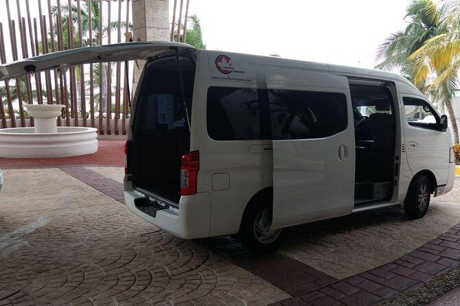 Airport Transfers to Akumal - Private van (ROUND TRIP) FLAT RATE - What to Expect from the Experience