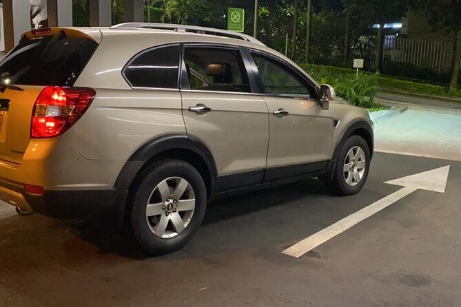 Airport Transport Service Offers Bilingual Convenience - Bilingual Driver Availability