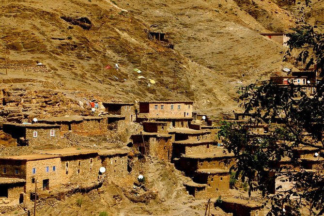 Ait-Ben-Haddou and Ouarzazate Private Guided Day Trip From Marrakech With Lunch - Exploring Ouarzazates Film Studios